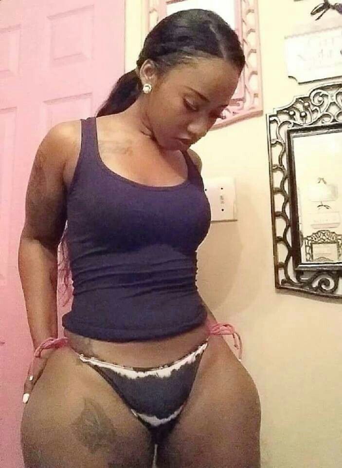 Black woman thick thighs hips porn