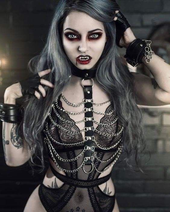 Hot vampire goth girl
