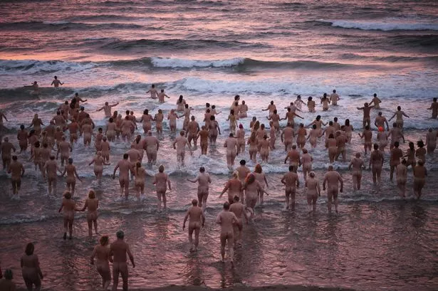 Full frontal nude beach girls