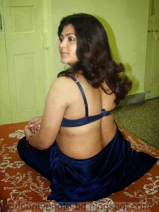 Naked indian saree boob big