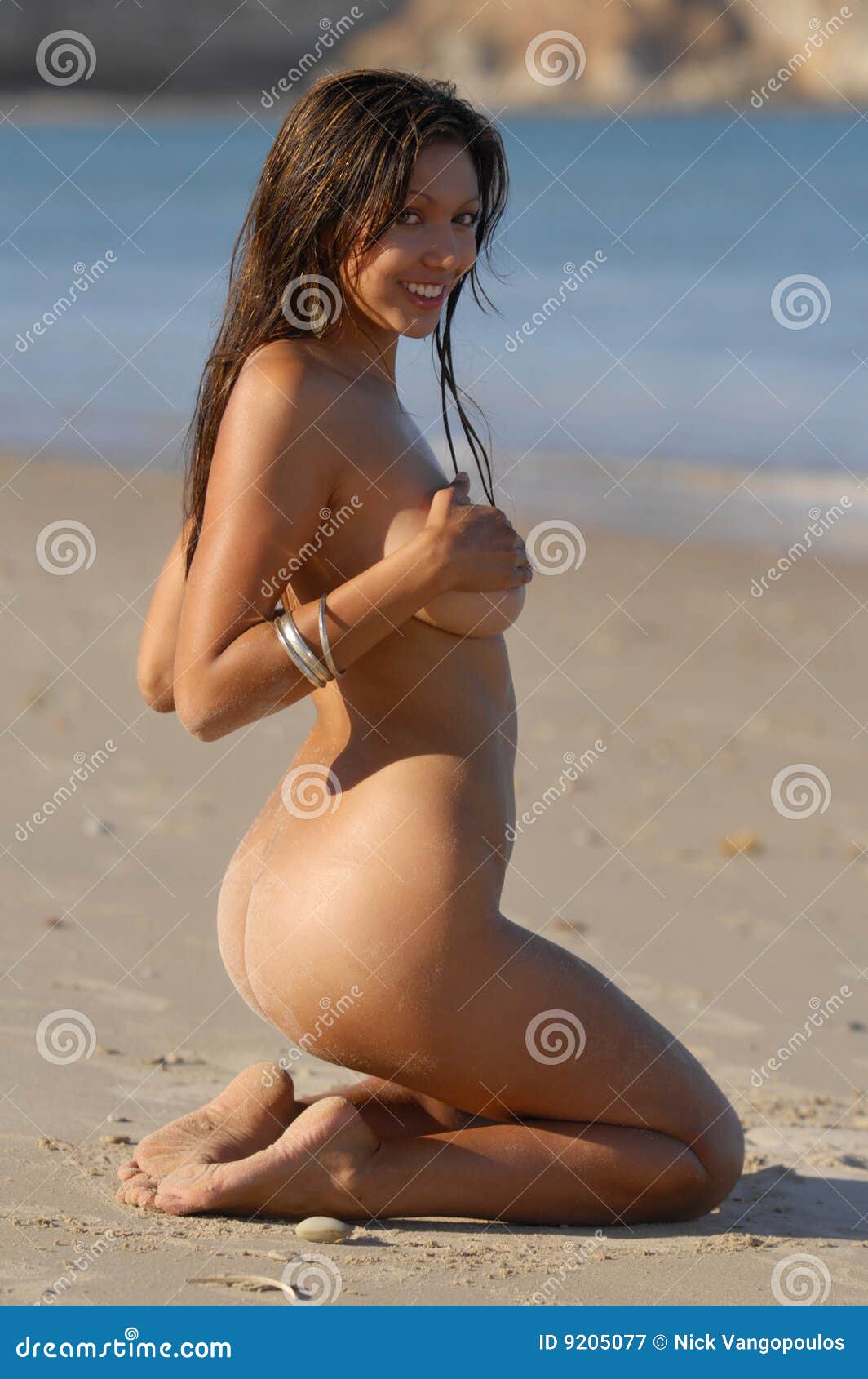 Brown naked girls on the beach