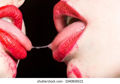 Pictures of lipstick lesbian sex