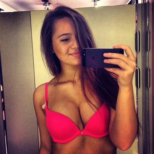 Hot girl mirror selfie