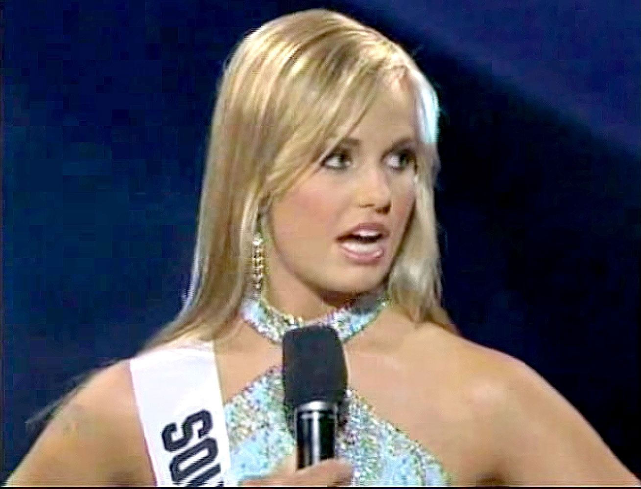Miss teen south carolina answers a question