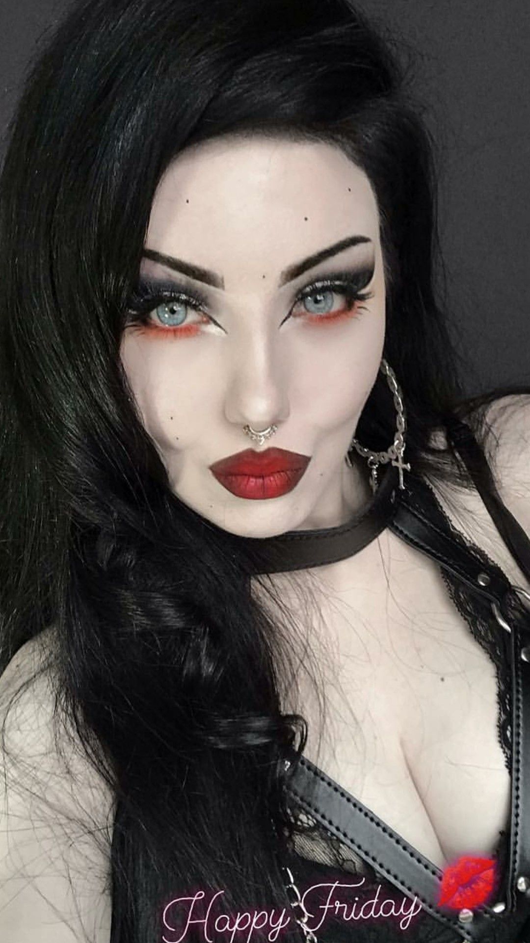 Hot vampire goth girl